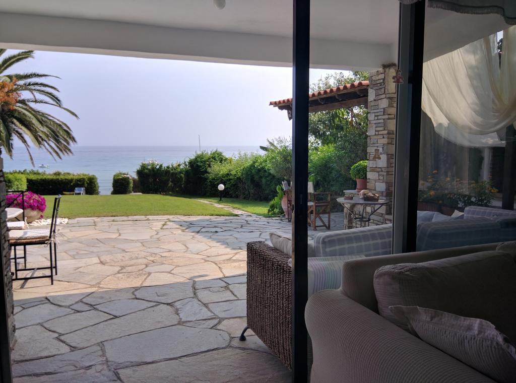Beach Front Chanioti بوليخرونو المظهر الخارجي الصورة